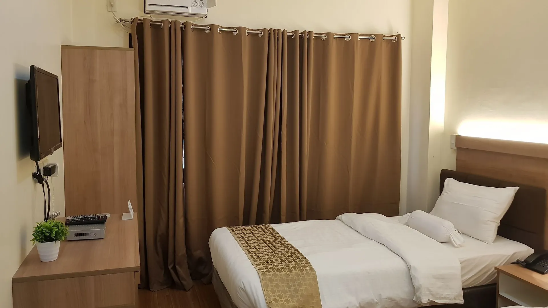 ***  Sleep And Stay Hotel Olongapo Philippines